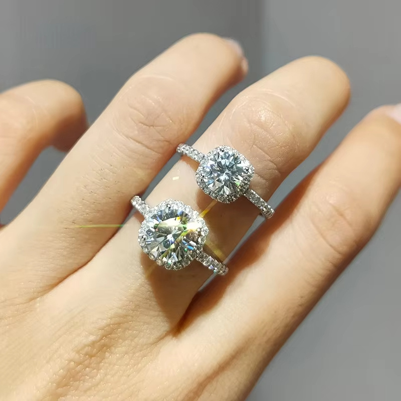925 Silver Moissanite Engagement Ring, 0.5/1 Carat Options